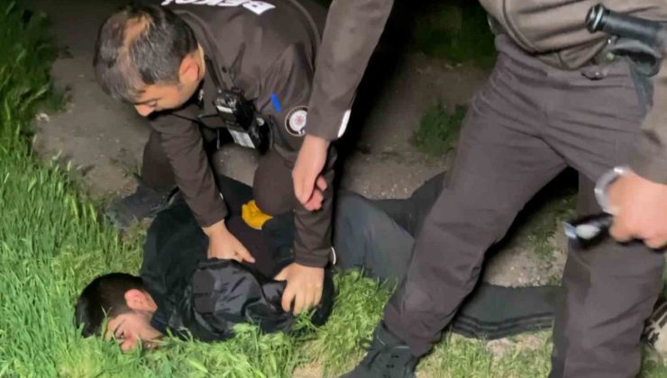 Aksaray’da nefes kesen polis-hırsız kovalamacası kamerada