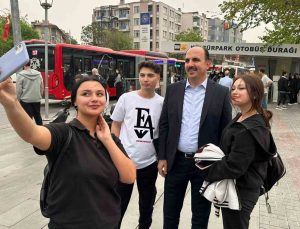 Başkan Altay Kültürpark’ta vatandaşlarla buluştu