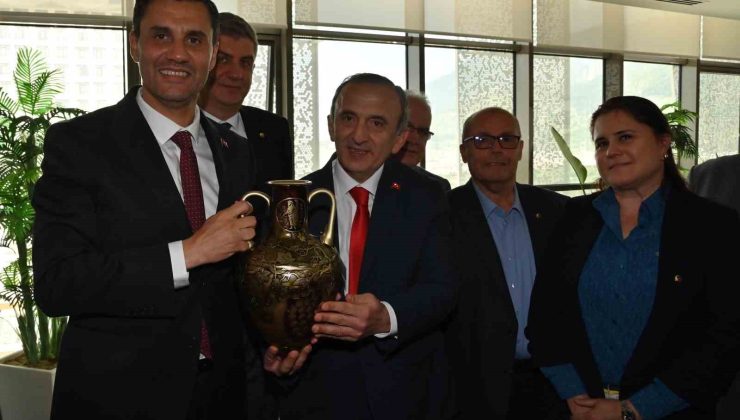 Başkan Zeyrek, Manisa TSO Başkanı Yılmaz’ı ağırladı