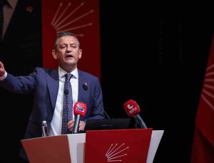 CHP Genel Başkanı Özel: “Erdoğan ile yüz yüze görüşeceğim, kutuplaşmayı kırmak için adım atacağımıza inanıyorum”