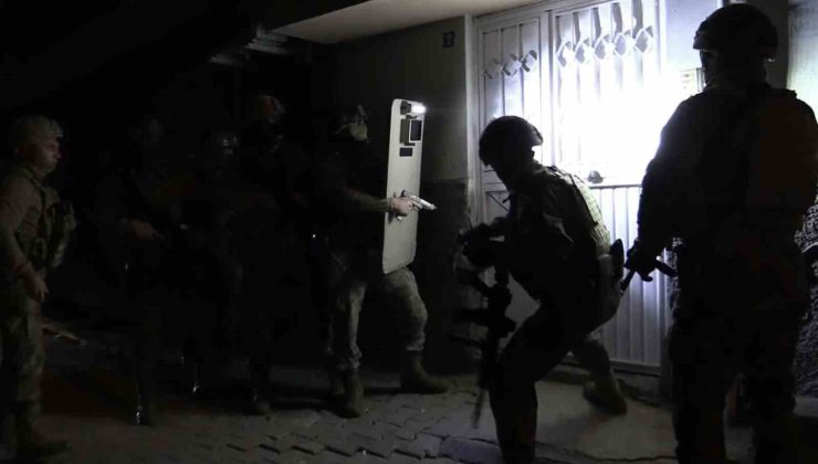 Mersin’de DEAŞ operasyonu: 3 gözaltı
