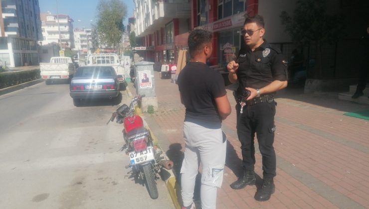 Motosikletin önünü kaldırırken polise yakalandı, önce nasihat ardından 38 bin 291 TL ceza yedi