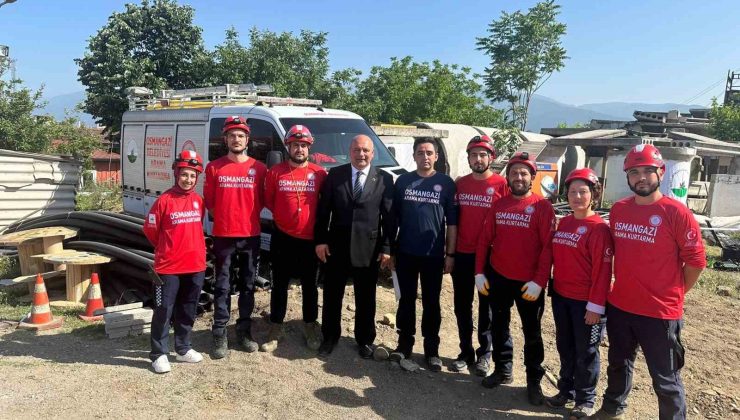 Osmangazi Belediyesi arama kurtarma ekiplerinden nefes kesen tatbikat