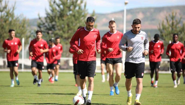 Sivasspor’da Başakşehir maçı hazırlıkları başladı