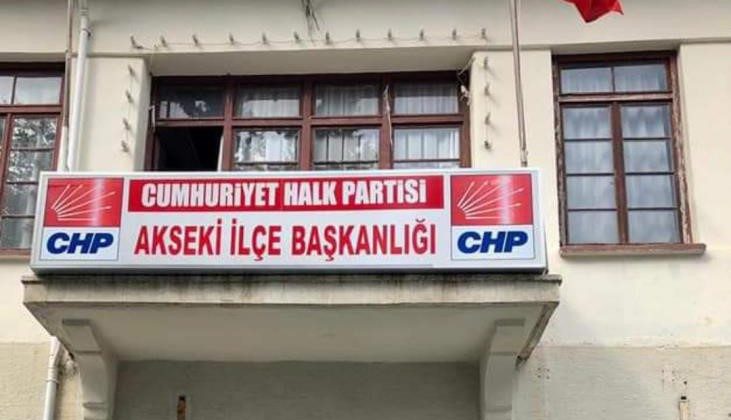 Akseki CHP yönetiminde 8 istifa