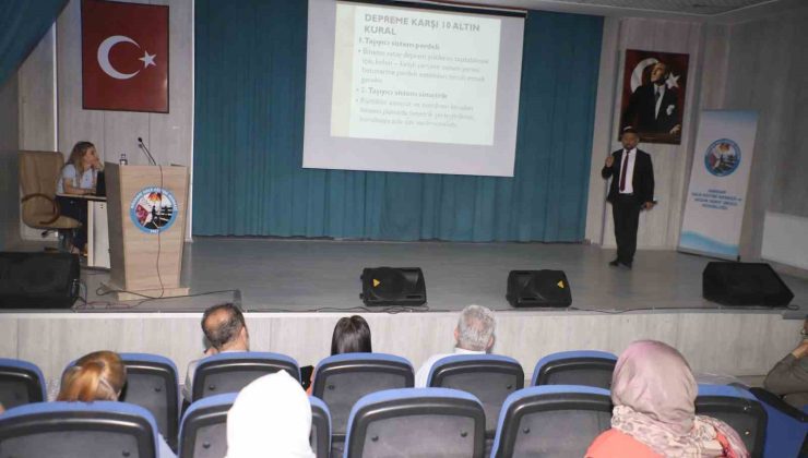 Hakkari’de “Depremle yaşamayı öğreniyorum” konferansı