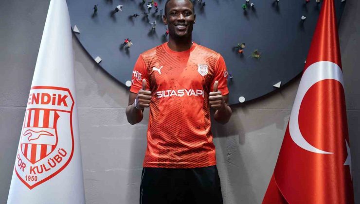 Sivasspor  Mame Thiam ile ilgileniyor