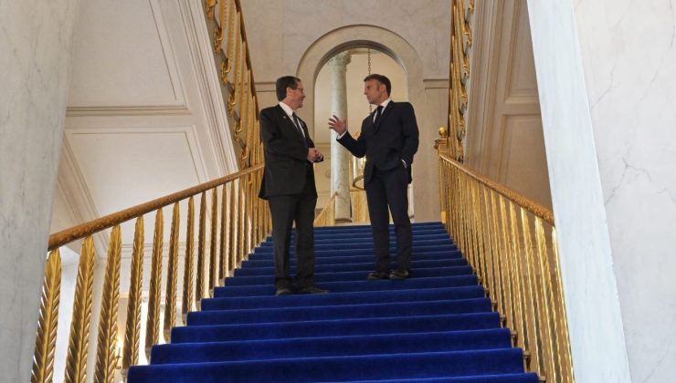 Macron ve Herzog, Elysee Sarayı’nda bir araya geldi