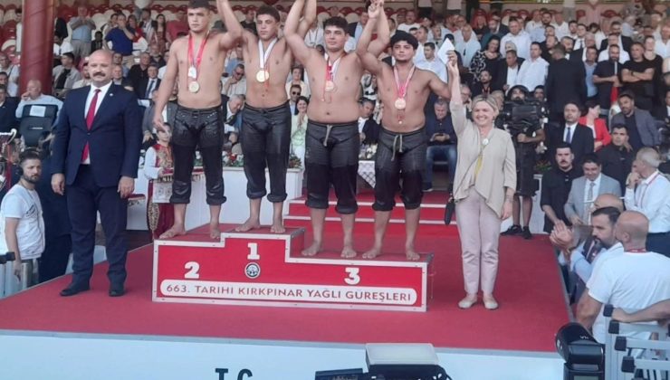 Merkezefendi’nin sporcusu tarihi Kırkpınar güreşlerinden dereceyle döndü