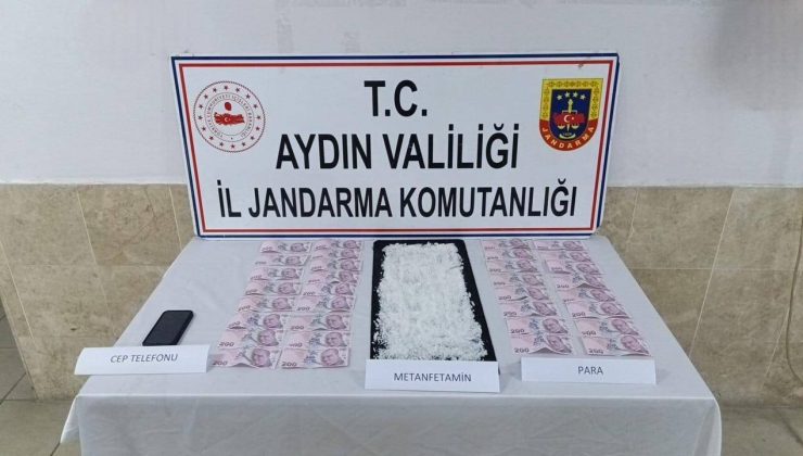 Motosiklet ile uyuşturucu sevkiyatına jandarma darbesi