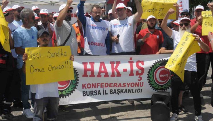 Yalova Belediyesi’nde işten çıkarılan 86 işçi için greve gidildi