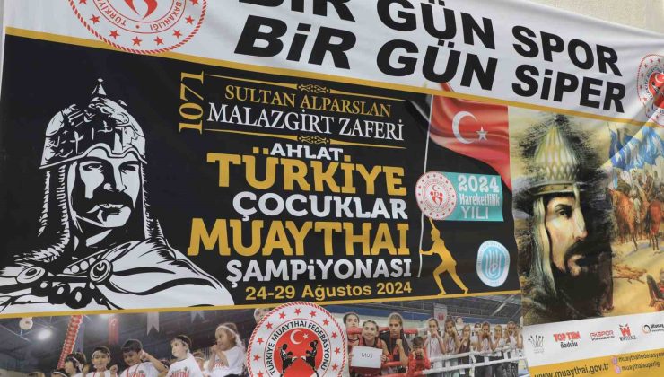 Çocuklar Muaythai Türkiye Şampiyonası Bitlis’te düzenlendi