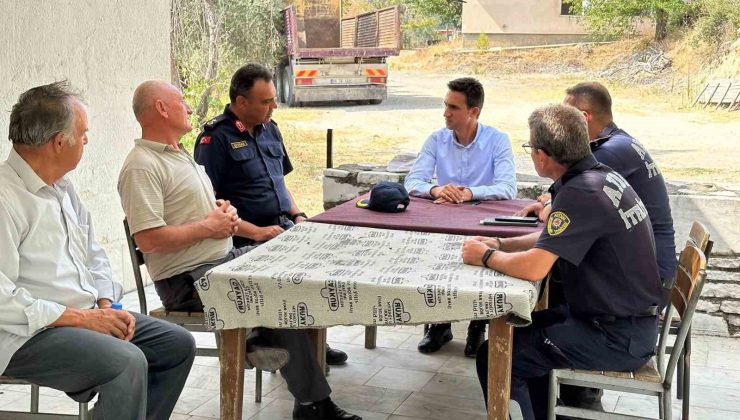 Kaymakam Ata orman yangınından zarar gören mahallerde vatandaşlarla buluştu