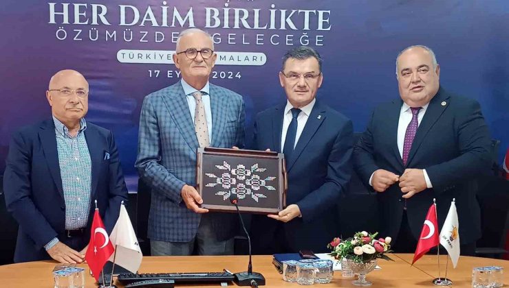 AK Parti’li Yılmaz: “Milletimizin bize sandıkta, ‘Bazı eksikleriniz var, bunları telafi edin’ ifadesini, sandığın dili olsa da söylese dediğimiz şeyleri biz okuduk”