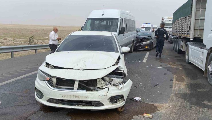 Aksaray’da kum fırtınası kazalara neden oldu: 6 yaralı