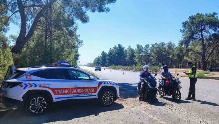 Antalya’da kurallara uymayan motosiklet sürücülerine ceza yağdı