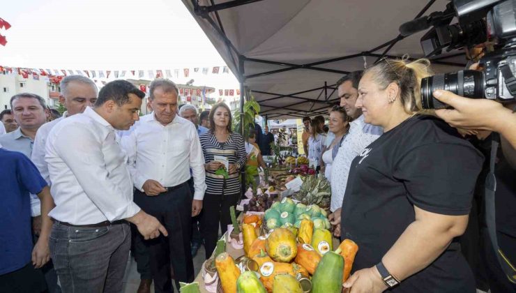 Başkan Seçer, ’Tropikal Meyve Şenliği’ne katıldı