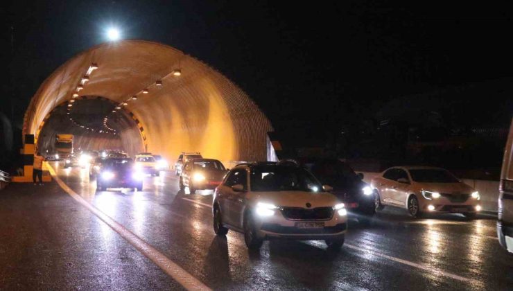 Bolu Dağı Tüneli trafiğe açıldı: Trafik çilesi bitti