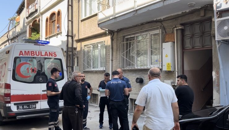 Bursa’da 2 çocuk babası adam apartmanda ölü bulundu