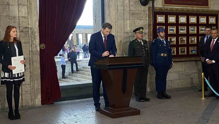 CHP lideri Özel ve SPD Eş Genel Başkanı Lars Klingbeil’den Anıtkabir’e ziyaret