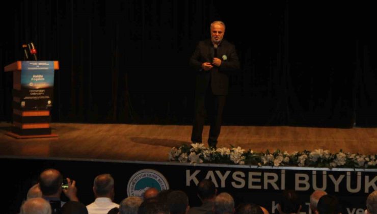 Diyanet İşleri Başkan Yardımcısı İşliyen: “Efendimizden ahlak, sünnet, hayat tarzı olarak uzaklaştıkça cahiliye dönemine benzemeye başladı”