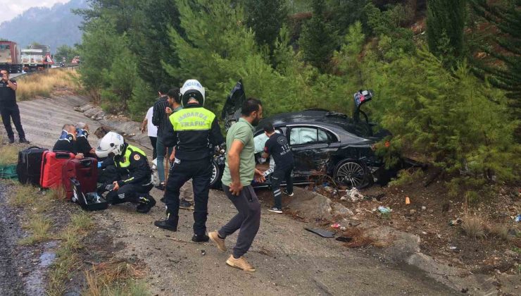 Isparta-Antalya kara yolunda otomobil kamyonla çarpıştı: 1’i ağır 3 yaralı