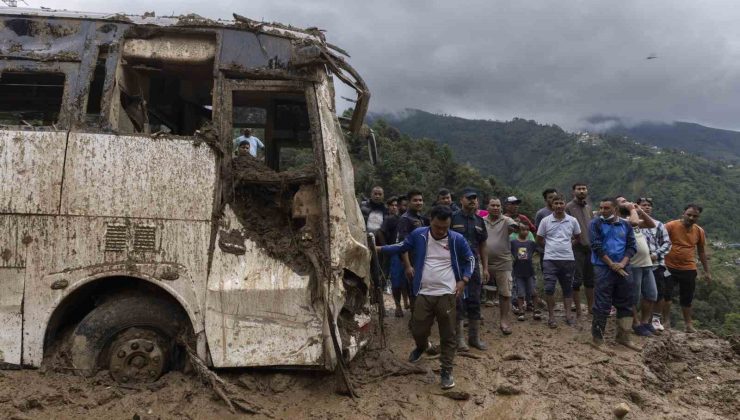 Nepal’deki sel ve toprak kaymalarında can kaybı 151’e yükseldi