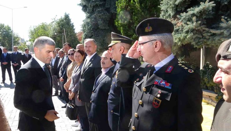 Uşak’ın yeni Vali Aktaş göreve başladı