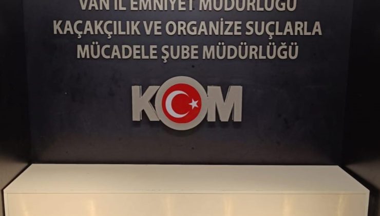 Van’da 66 milyon TL değerinde kaçak altın ele geçirildi