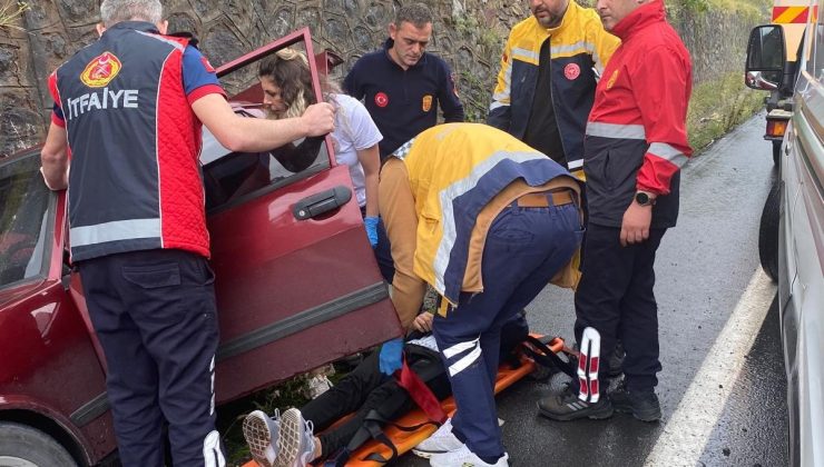 Zonguldak’ta otomobil kanala düştü: 2 yaralı