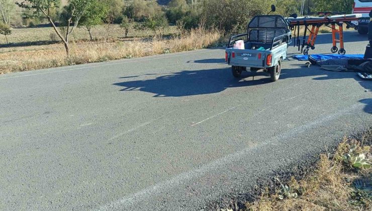 Afyonkarahisar’da moped kazası 3 yaralı