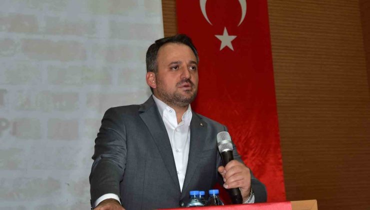 Bakan Yardımcısı Eminoğlu, Ahlat’ta gençlerle buluştu