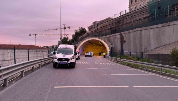 Beyoğlu’nda motosikletli Yunus ekibi kaza yaptı: 2 yaralı