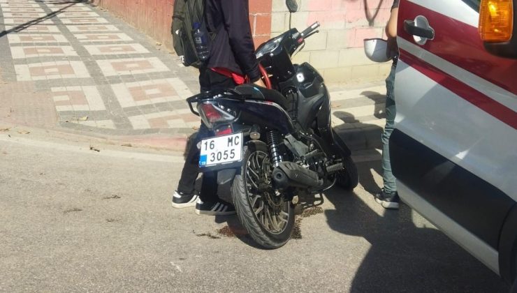 Bursa’da otomobil ile motosiklet çarpıştı: 3 yaralı