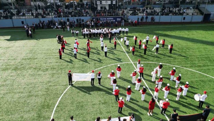 Cumhuriyet’in 101. yılı Kağıthane’de coşkuyla kutlandı