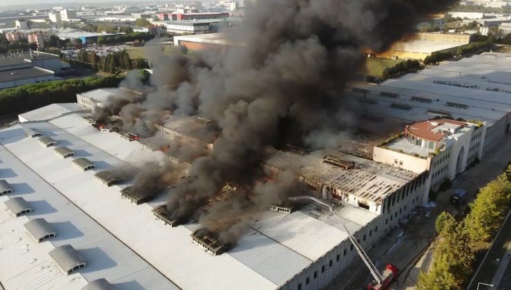 Fabrika yangını havadan görüntülendi: 2 fabrika çalışanı hastanelik oldu