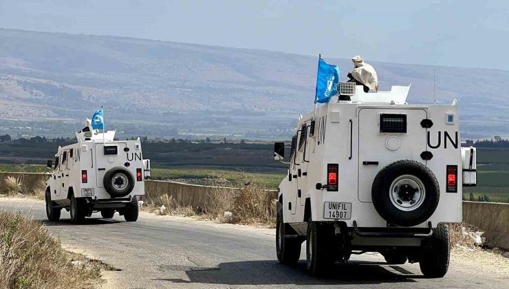 İsrail ordusu, UNIFIL’e ait gözlem kulesini buldozerle yıktı