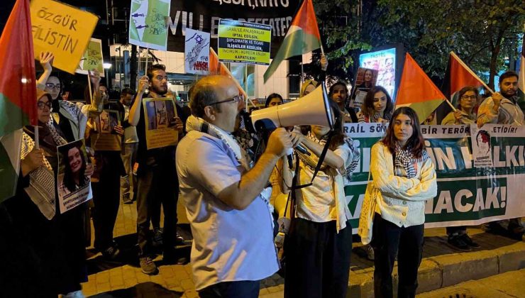 İstanbul’da soykırımın 1’inci yılında Filistin’e destek yürüyüşü düzenlendi