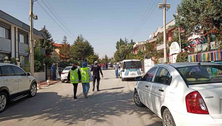 Kavga ihbarına giden polis bıçaklandı