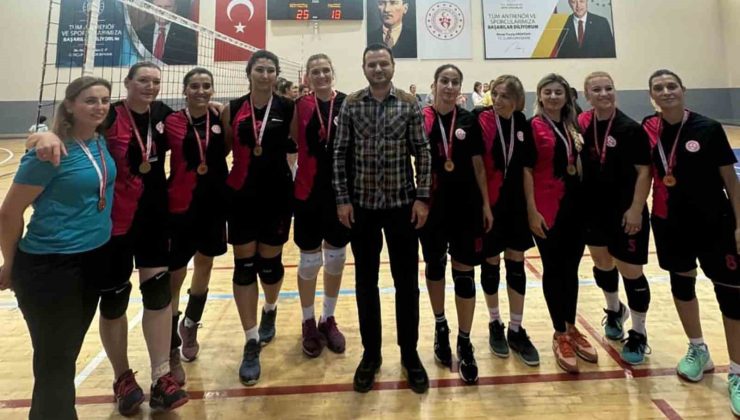 Kayseri Milli Eğitim Müdürlüğü Voleybol  takımları Türkiye Finalleri’ne katılacak