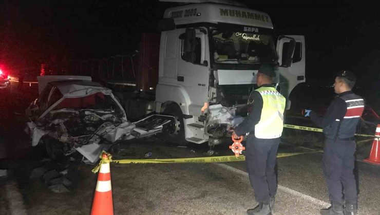 Konya’da tır ile otomobil çarpıştı: 1 ölü