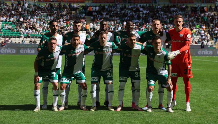 Konyaspor, evindeki ilk galibiyetini aldı