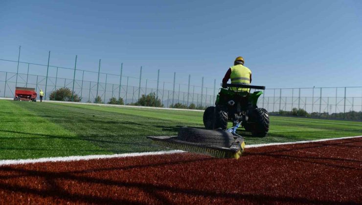 Osmangazi Belediyesi’nden Gündoğdu’ya futbol sahası