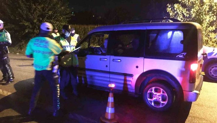 Polis ve jandarma ekiplerinden yollarda trafik denetimi