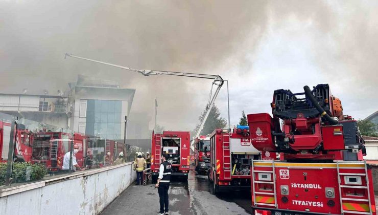 Sancaktepe’de soğuk hava deposunda çıkan yangın kontrol altına alındı