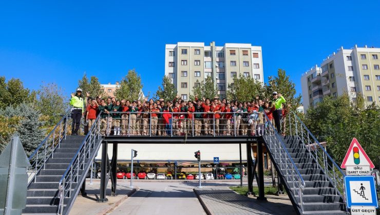 Selçuklu Trafik Eğitim Parkı trafikte bilinçli nesiller yetiştirmeye devam ediyor