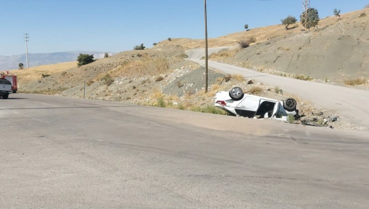 Şırnak’ta kavşakta dönüşü alamayan iki araç çarpıştı: 3 yaralı