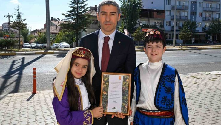 Vali Aktaş, Banaz ilçesinde ziyaretler gerçekleştirdi