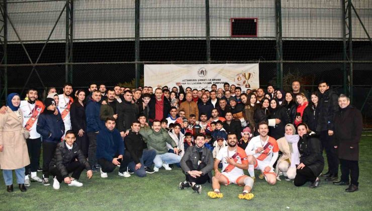 8’inci Altunkaya Futbol Turnuvası’nın şampiyonu Confy oldu