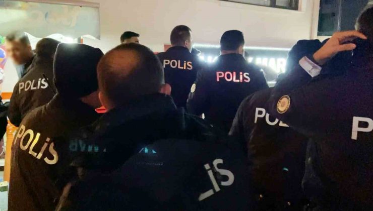 Aksaray’da 5 gencin kavgası emniyeti alarma geçirdi